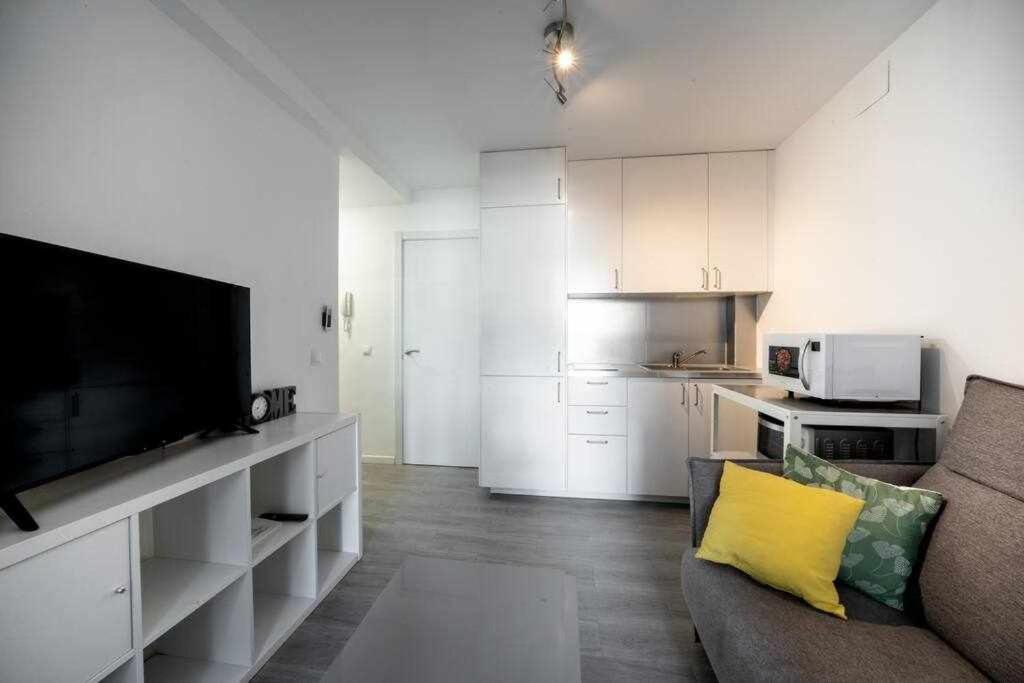 1 Room Atico Pedregalejo Málaga Dış mekan fotoğraf